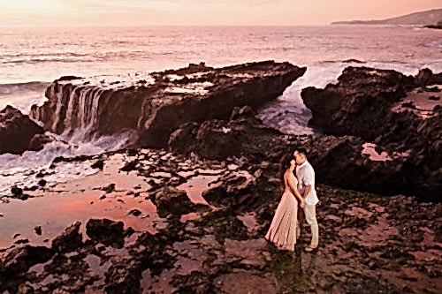 0136 AD Private Mansion Victoria Beach Engagement Photography