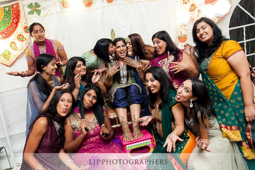 09-mehndi-photos