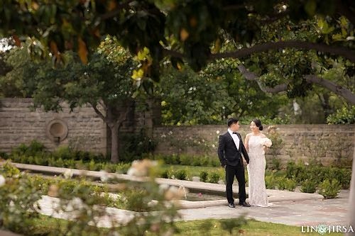 11-greystone-mansion-engagement-photography-2000x1333