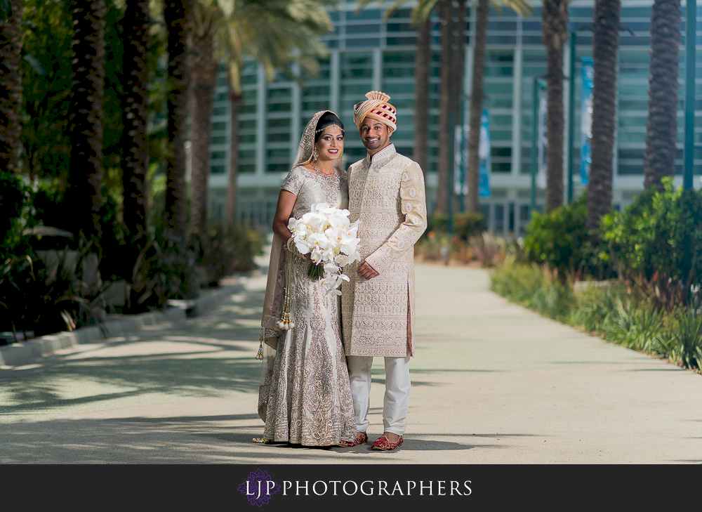 anaheim marriott indian wedding photographer getting ready photos couple portrait