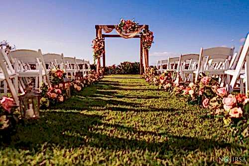 Ceremony Flowers Flower Allie Ritz Calrton Laguna Niguel Wedding Photography 1000x667