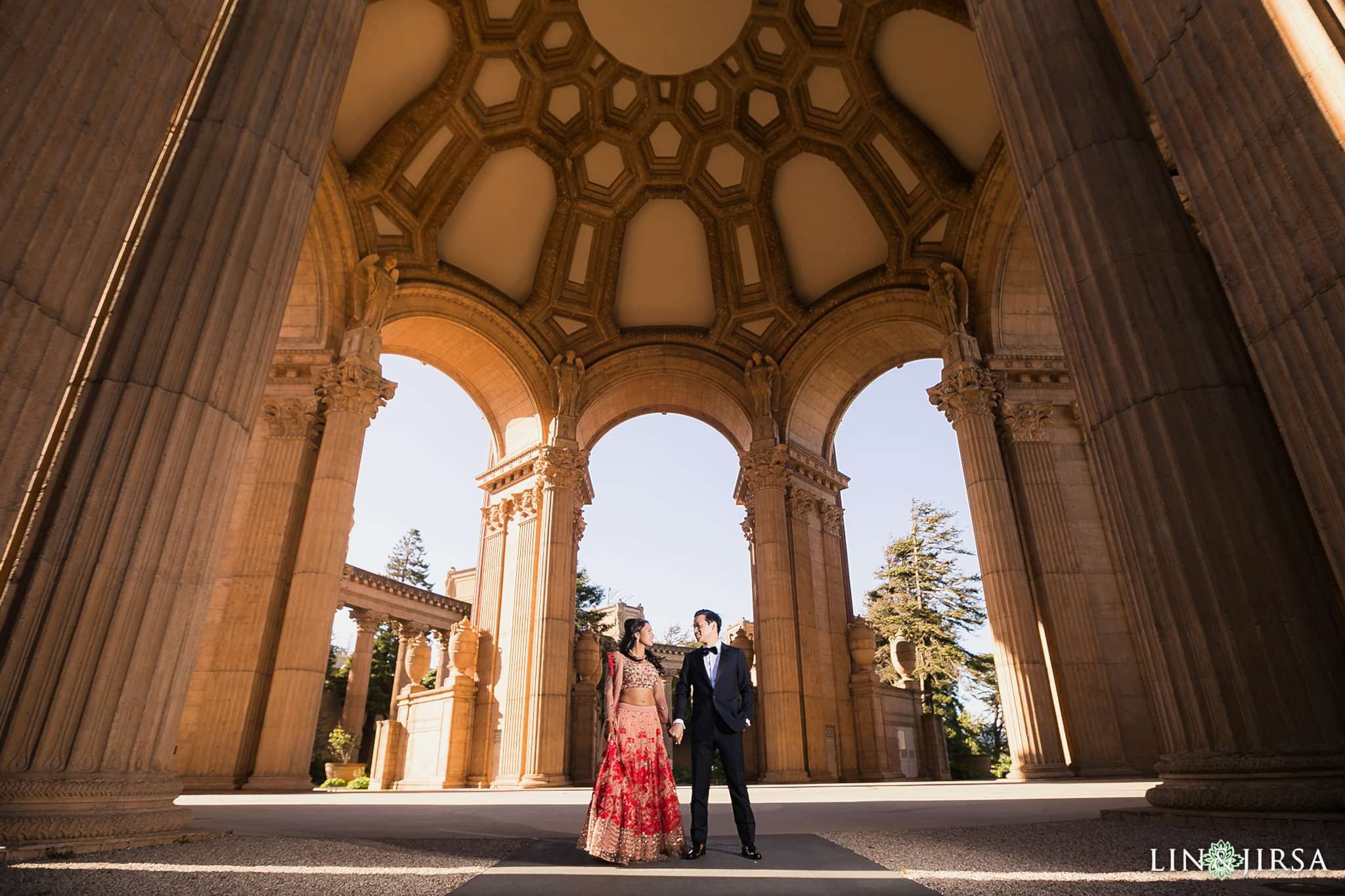 Palace of Fine Arts San Francisco Wedding Venue Lin and Jirsa Photography